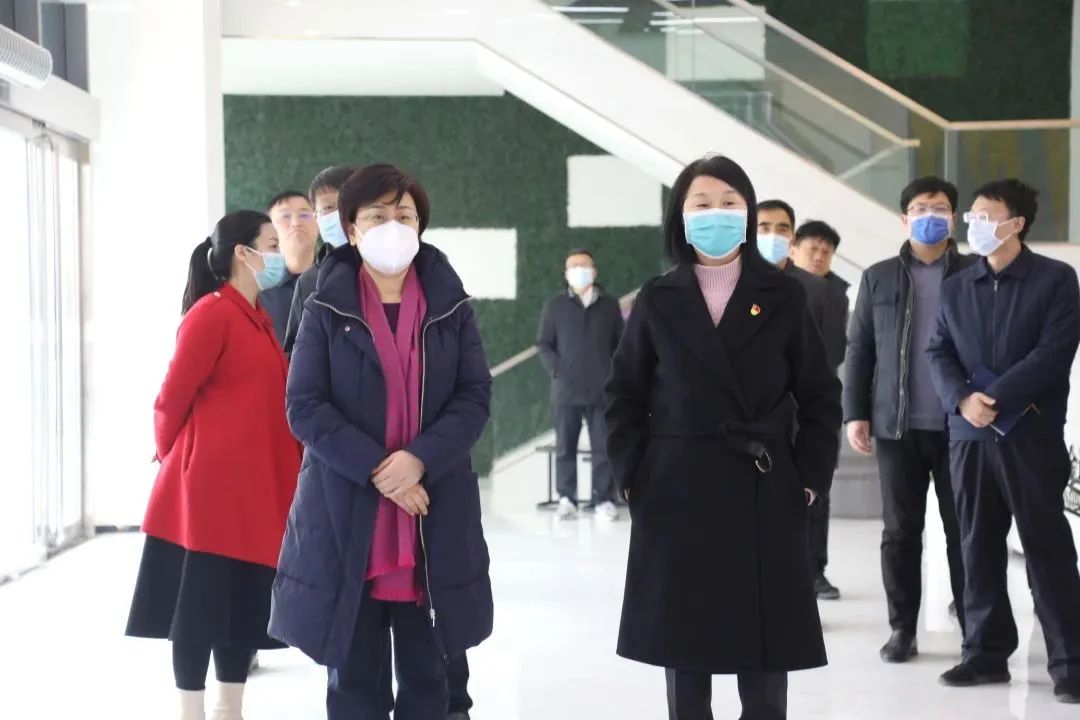 河南省科技厅党组书记、、厅长陈向平1XBET官网调研