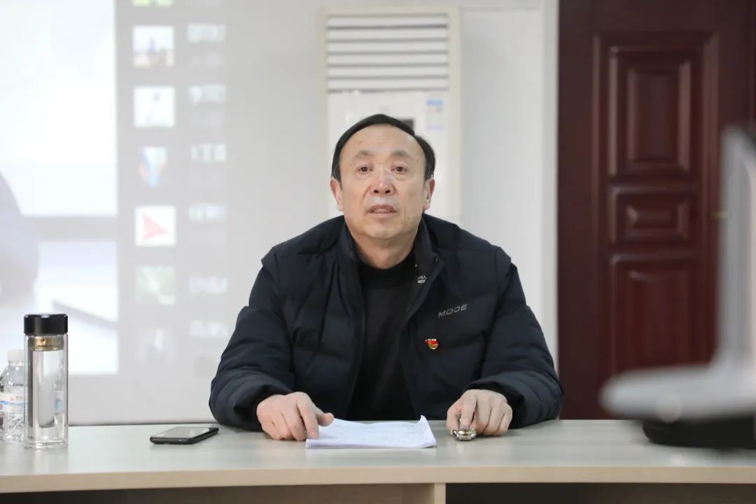1XBET官网干部教育学院学习《矛盾论》